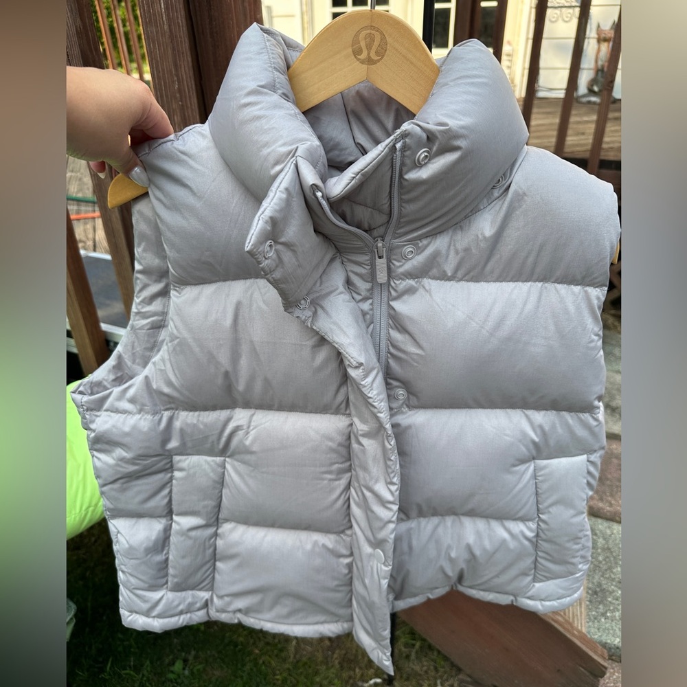 GUC lululemon wunderpuff vest size8